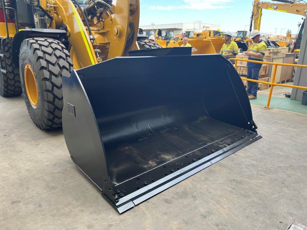 forklift equipment rental warehouse